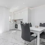 Apartmán Knezevic A *