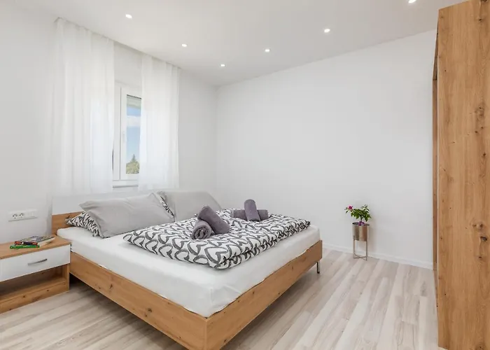 Knezevic A Appartement *